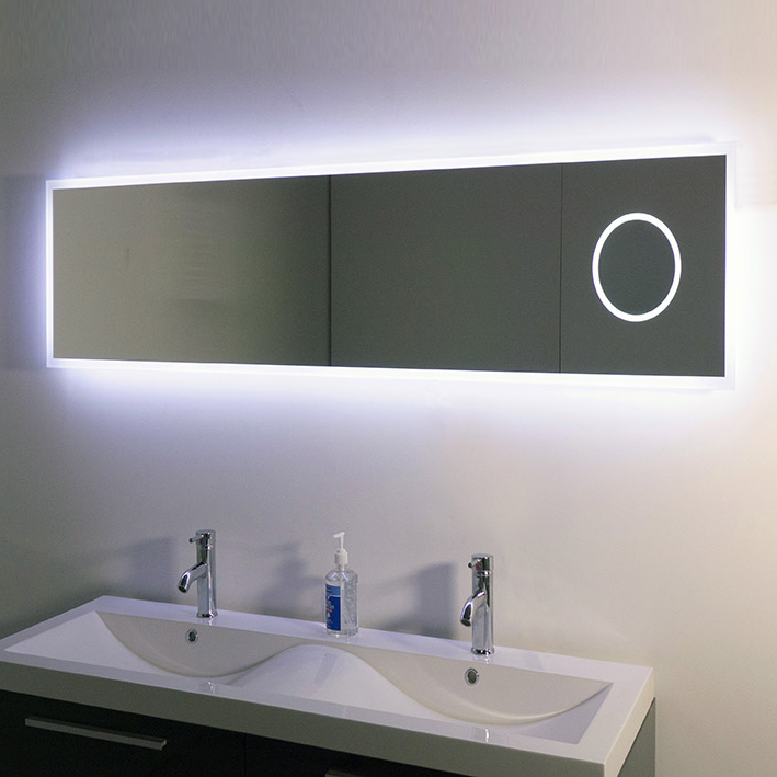 Large panoramic mirror featuring a 3x magnification  mirror & edge-lighting