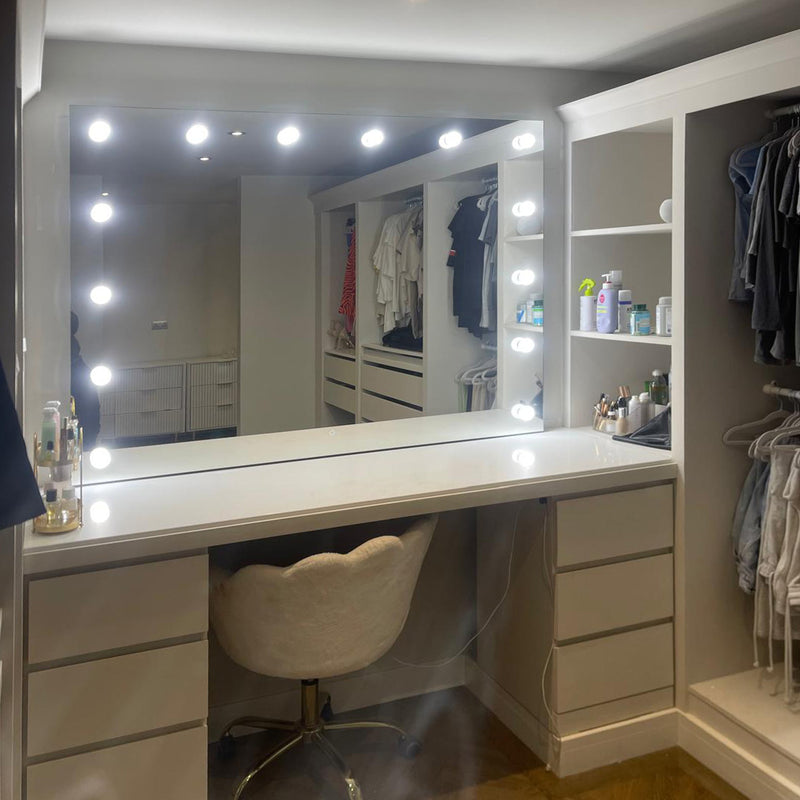Salon-quality lighting in this tasteful walk-in wardrobe