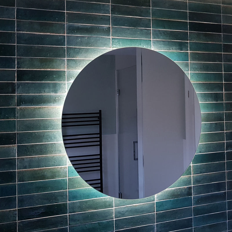 Beautifully shaped IP65 wetroom mirror