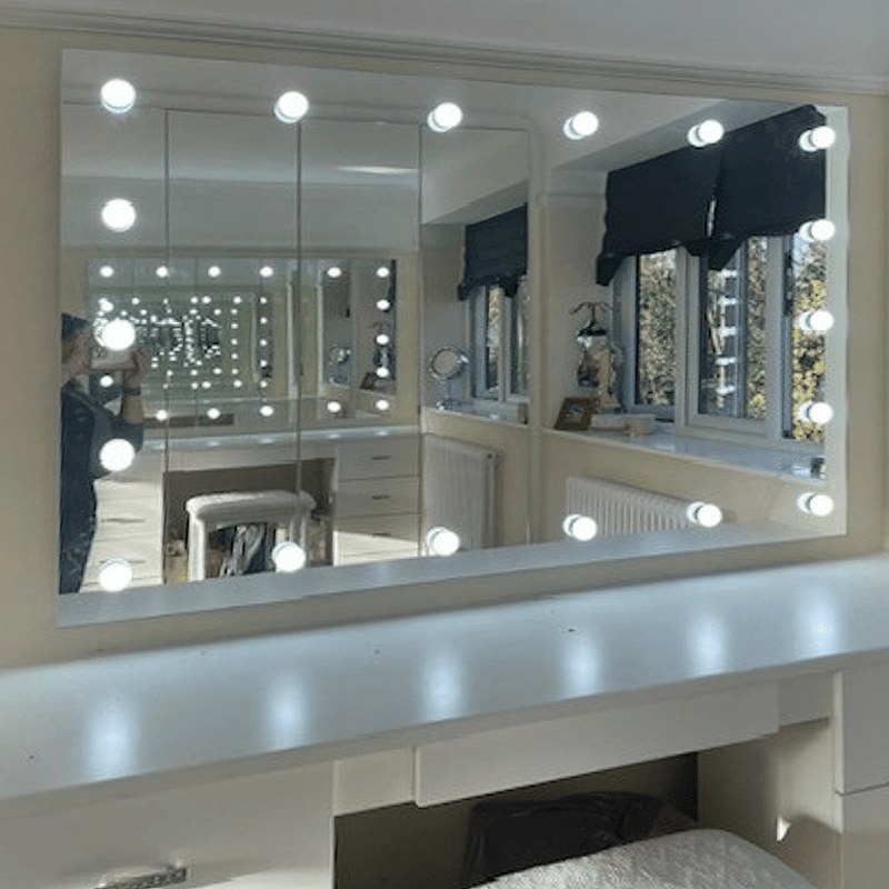 Large scale wall-mounted Hollywood mirror - 1000mm (h) x 1500mm (w)
