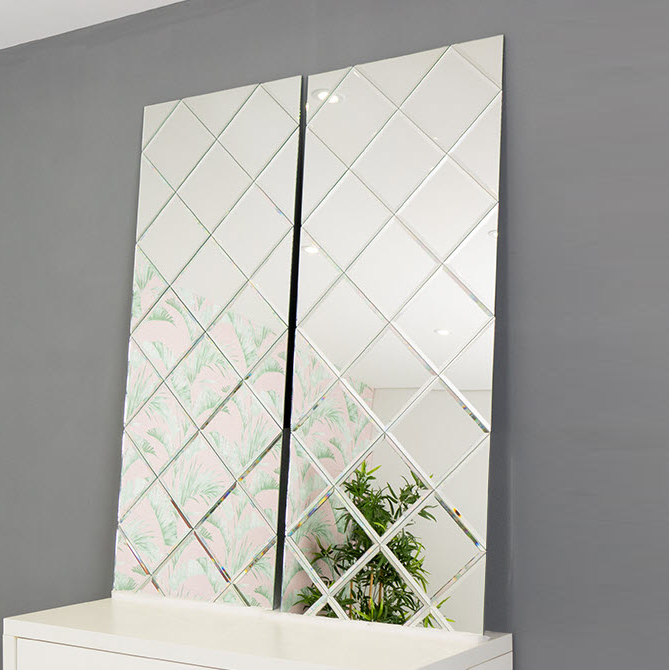 Bevelled tile mosaic design