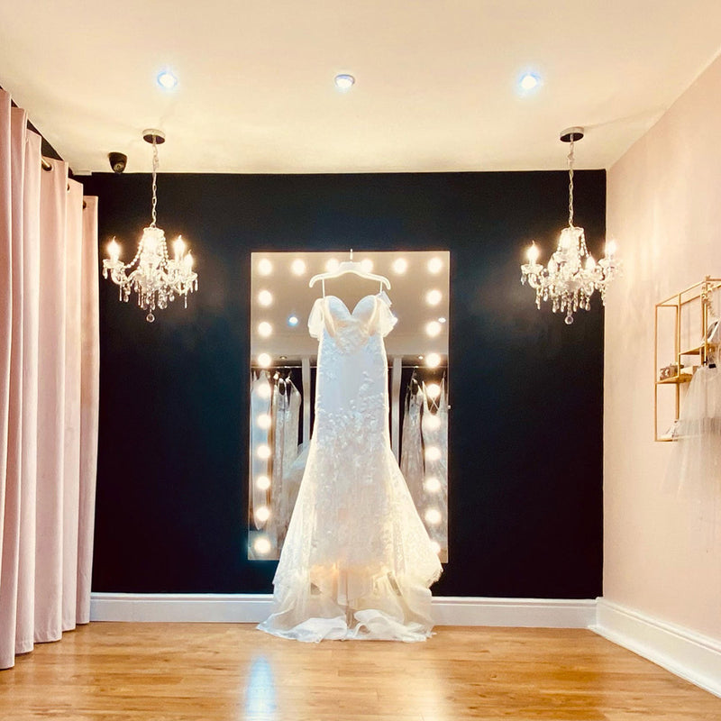 Full length Hollywood www.holmesandcobridal.co.uk